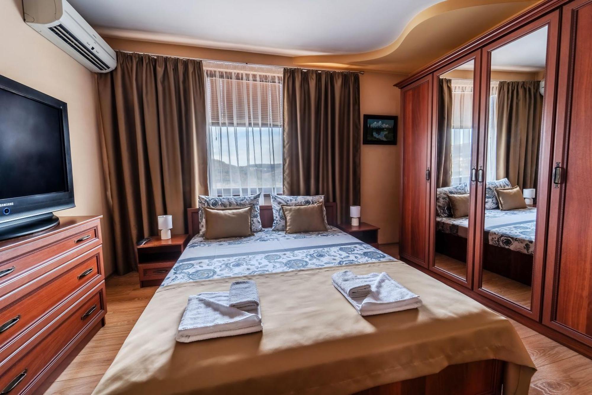 Апартамент Грация Veliko Tarnovo Exterior photo
