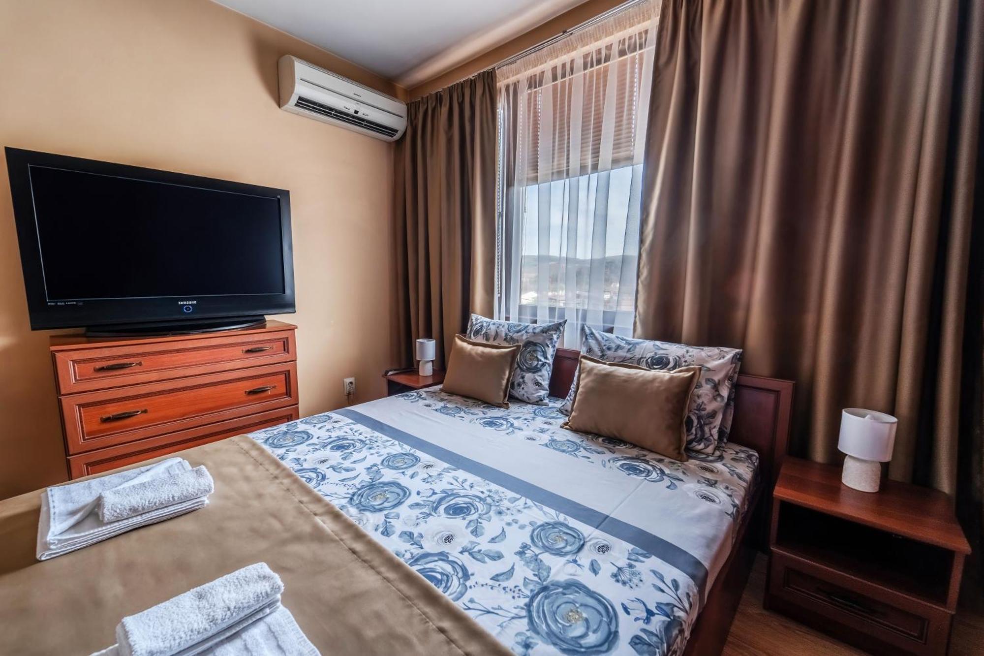 Апартамент Грация Veliko Tarnovo Exterior photo